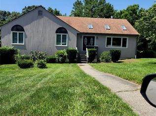 50 Sprague Cir, Johnston, RI 02919