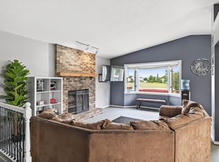 3008 94th Ave N, Brooklyn Park, MN 55444