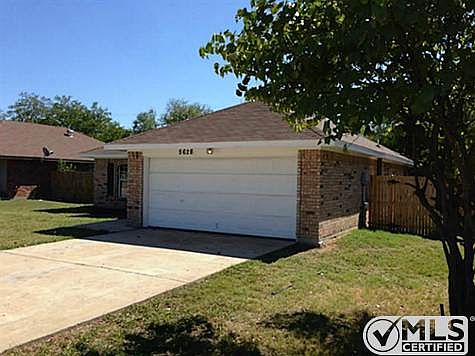 3rd image of 5628 Truman Dr