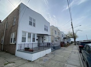 12 N Baton Rouge Ave, Ventnor City, NJ 08406