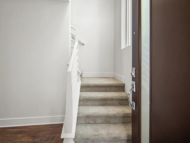 7870 Inception Way — Photo 21