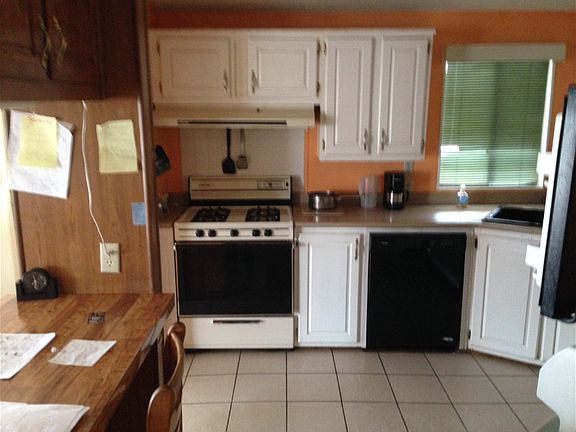 5th image of 1430 Sunshine Dr