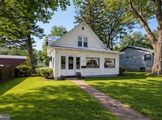 729 E Oak St, Oakland, MD 21550