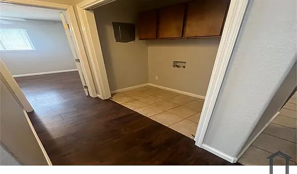 807 Wheelock St — Photo 10