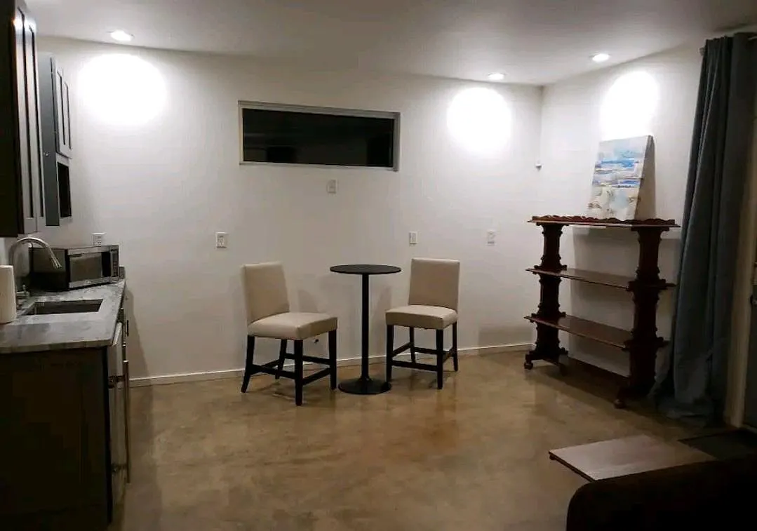 1 bed, 700 sqft, $925 — Photo 4