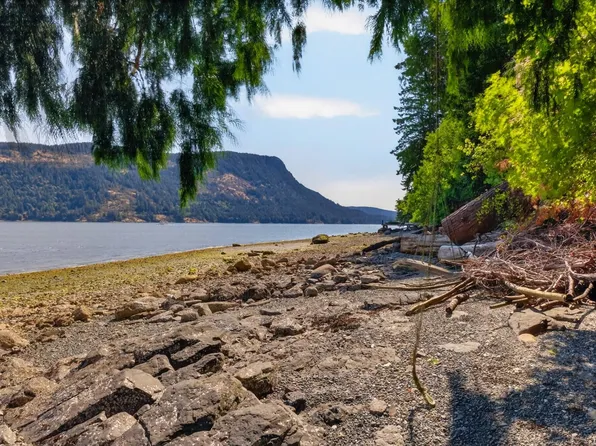 8873 Stoney Hill Rd, North Cowichan, BC V9L 6Y6