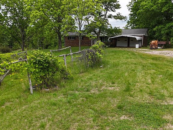 3rd image of 178 Lester Plunk Rd