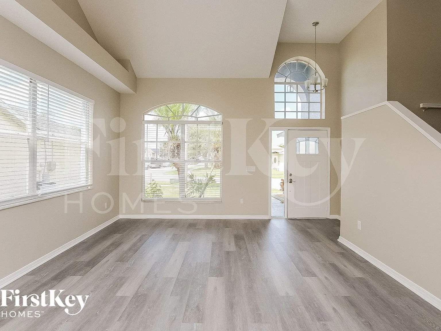 4 bed, 2.5 bath, 2085 sqft, $2,775 — Photo 2