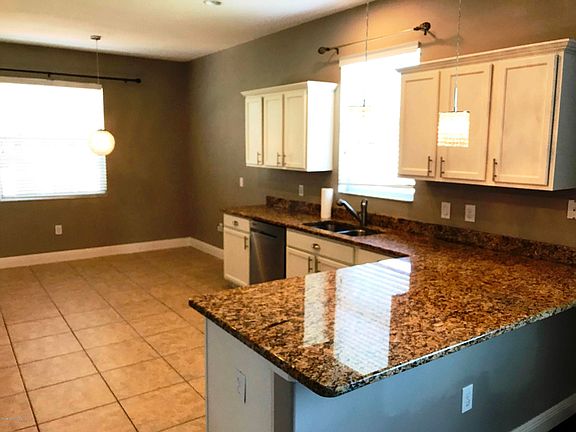 4th image of 5705 Trieda Dr