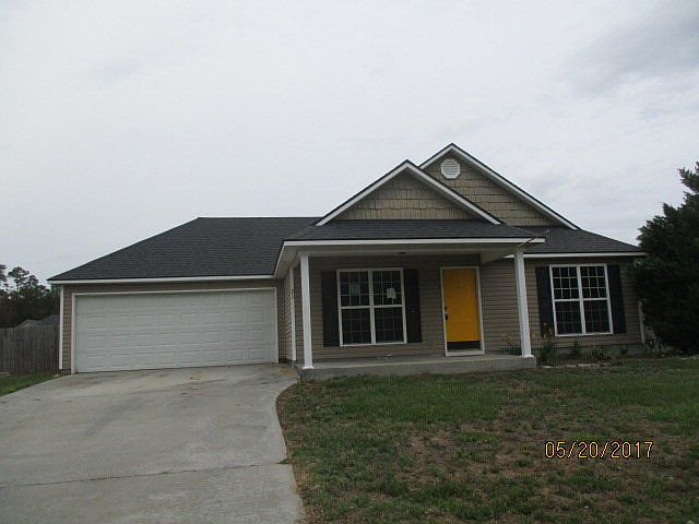 1st image of 21 Palmetto Pines Cir