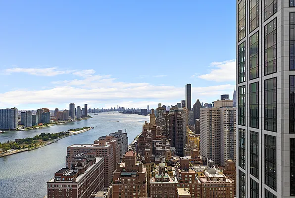 Sold by SERHANT. | media 16