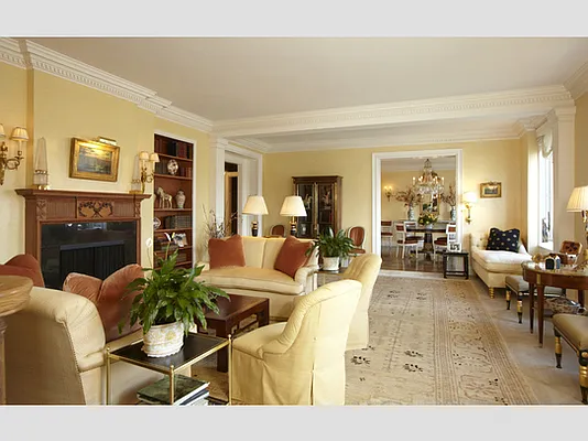 Sold by Stribling | media 9