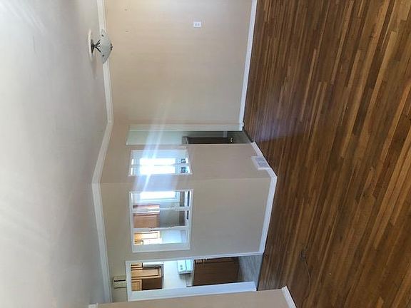 2nd image of 28759 Edward St