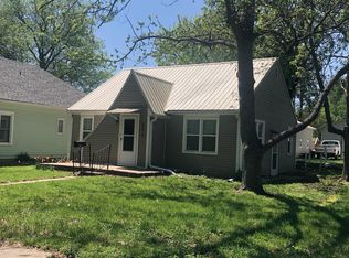 305 Vine St, Wamego, KS 66547