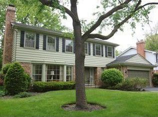 817 Westwood Ln, Wilmette, IL