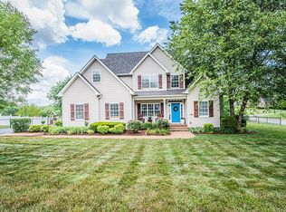 636 Willow Bend Cir, Bowling Green, KY 42104