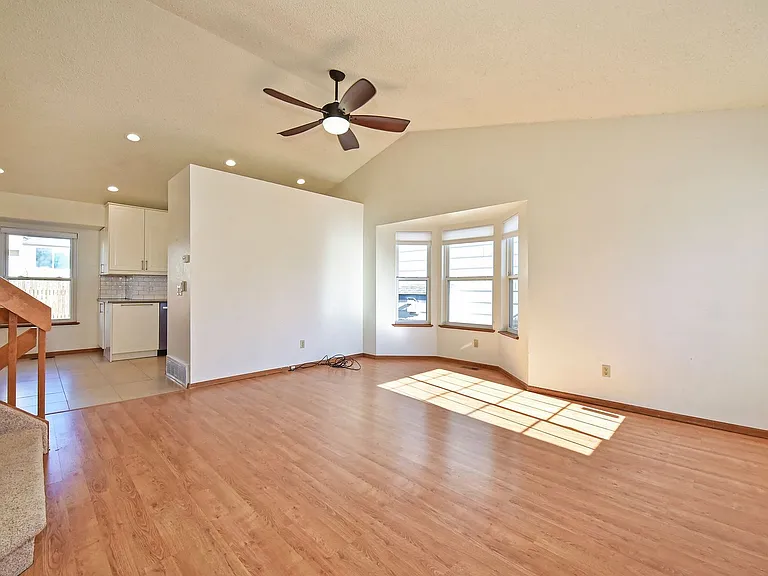 4330 Archwood Dr — Photo 22