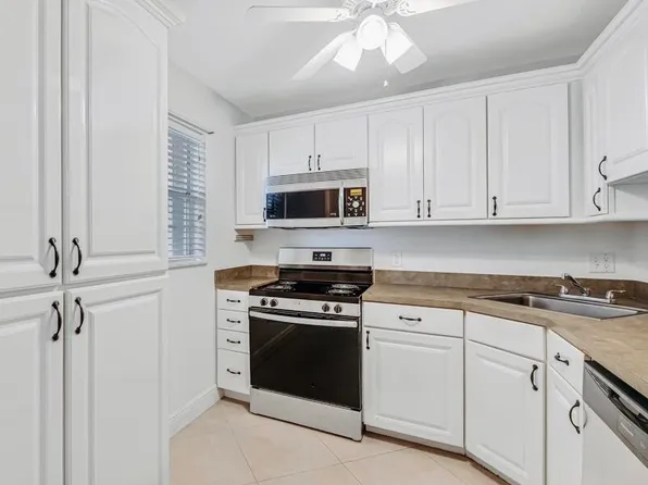 12013 Greenway Circle S, Royal Palm Beach, FL 33411