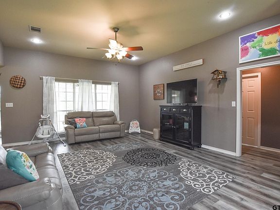 4th image of 2901 County Road 406a
