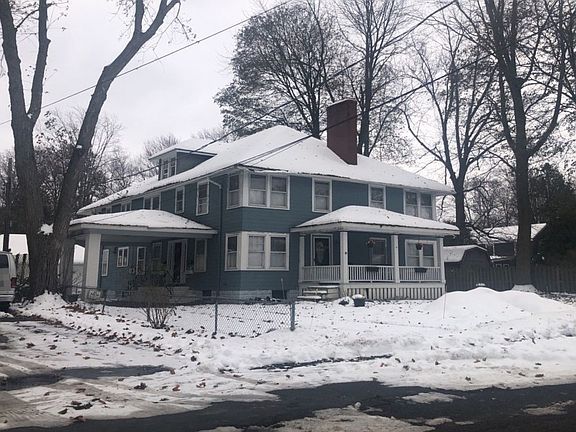 3rd image of 19 Oakland Pl