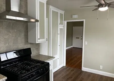 14801 Burbank Blvd — Photo 7