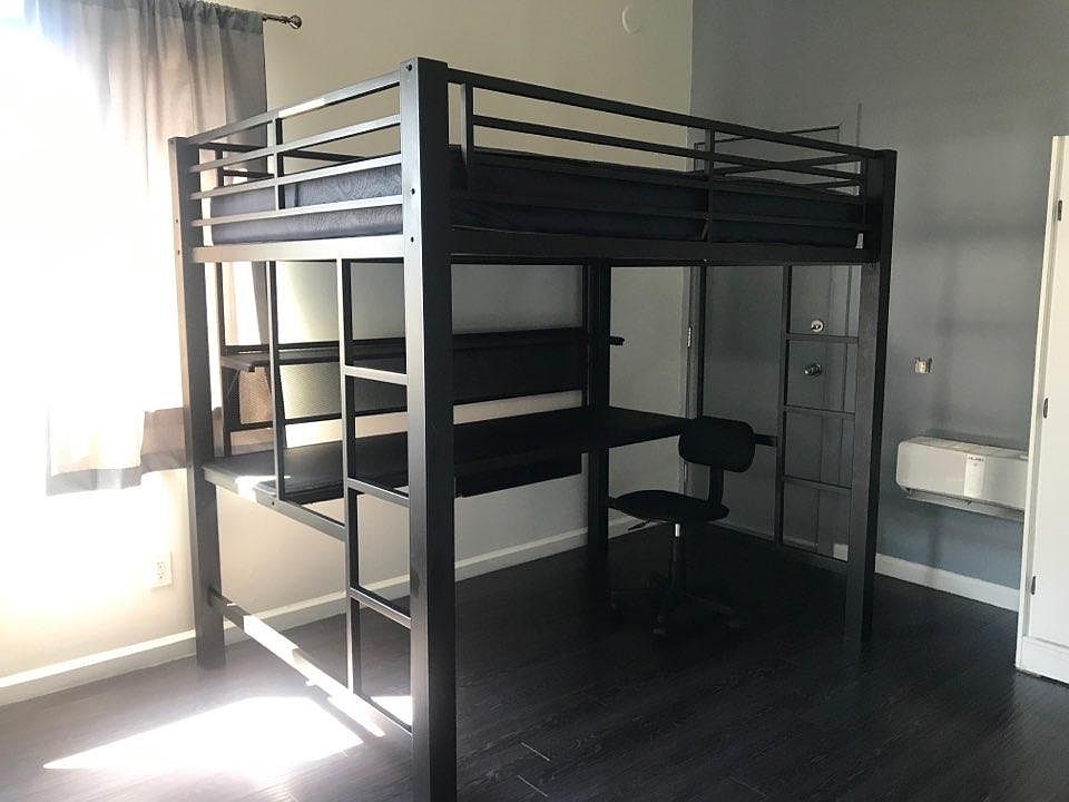 2nd image of 1025 W 25th St #6