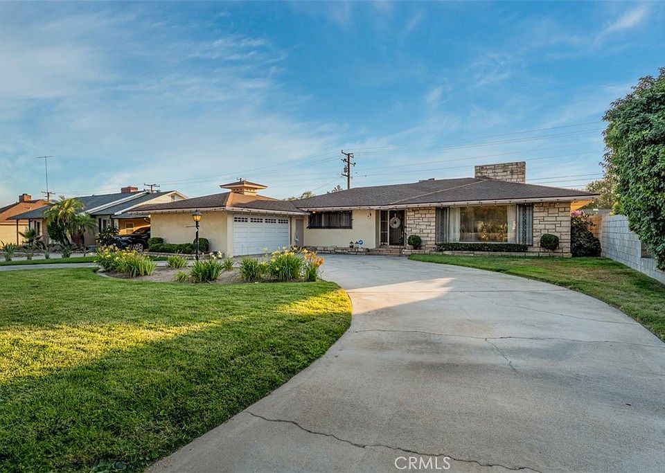 1st image of 3484 Broadmoor Blvd