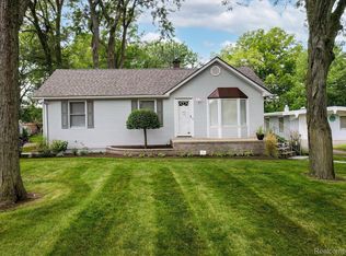 31507 Grove, Fraser, MI 48026