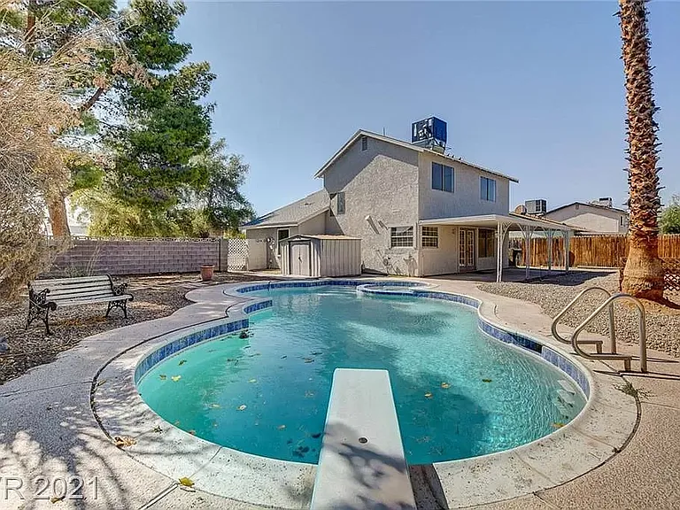 3554 El Camino Rd — Photo 12