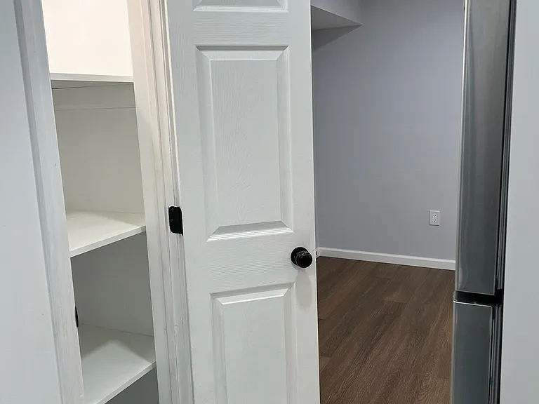 384 Palisade Ave #2R — Photo 7