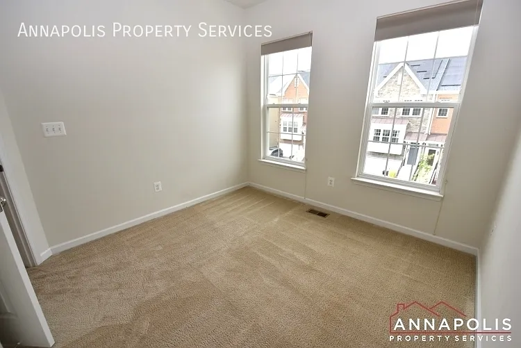 7827 Bakers Creek Ln — Photo 20