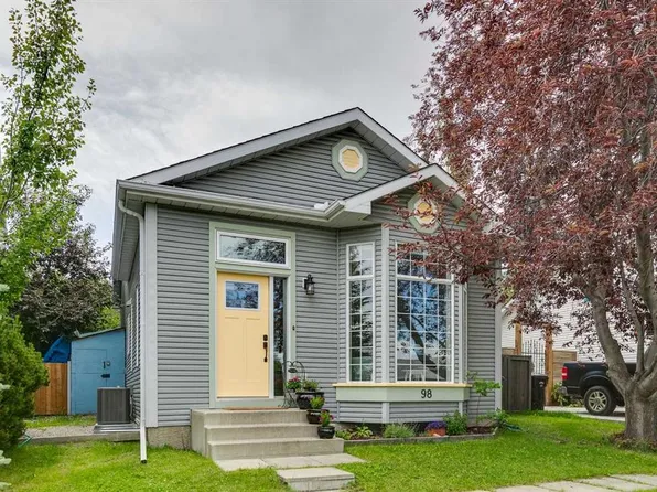 98 NW River Rock Way SE, Calgary, AB T2C 4H1
