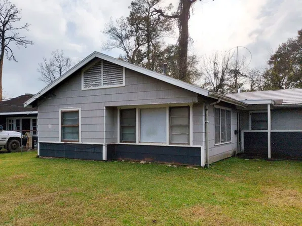 4295 Galveston St, Beaumont, TX 77703
