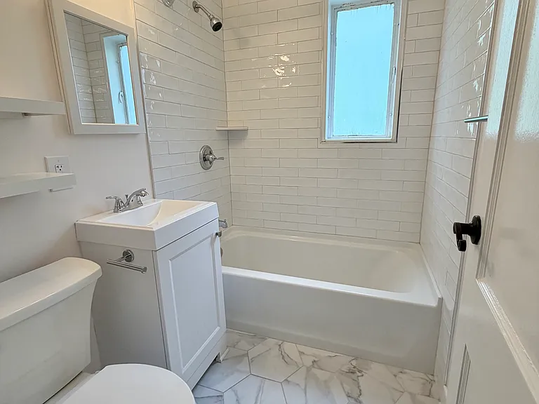 10305 Montrose Ave #101 — Photo 15
