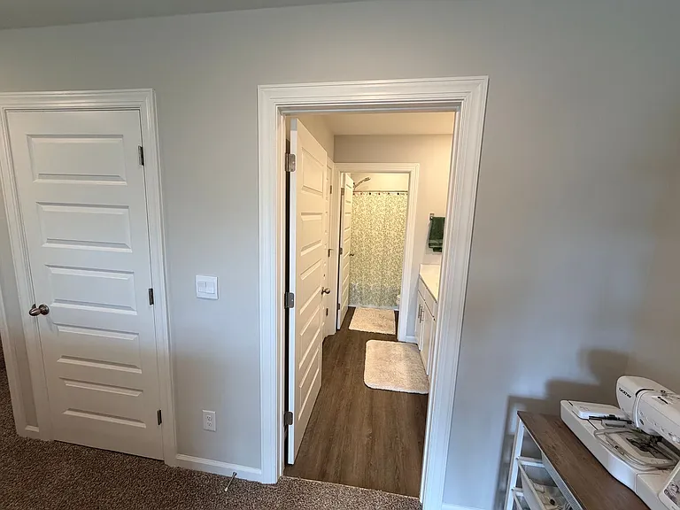 1620 Rosemary Park — Photo 15