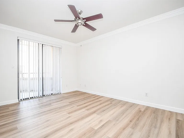 5200 Weslayan St #311 — Photo 23