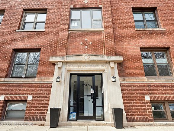 2nd image of 3906 N Wolcott Ave APT 1