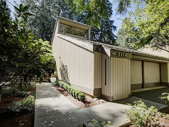 3rd image of 2414 Sahalee Dr W