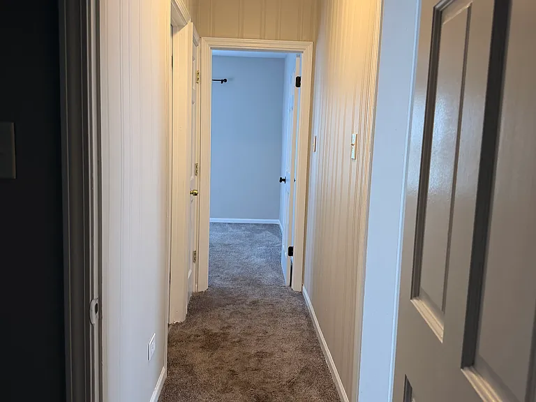 1516 Brookside Ave — Photo 8