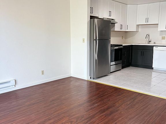 3rd image of 2846 Taraval St #2