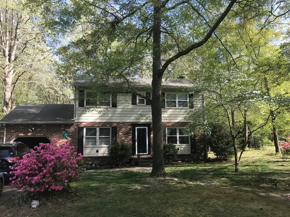 126 Sleepy Hollow Ln, Yorktown, VA 23692