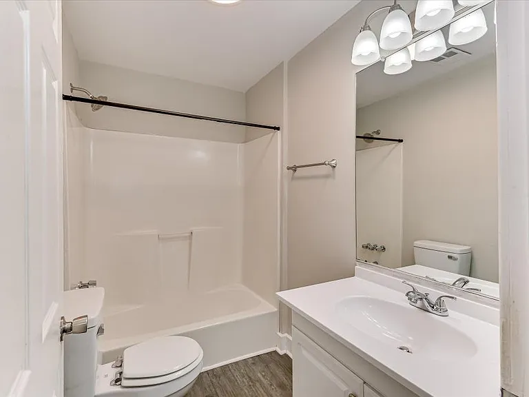256 Walker St — Photo 19
