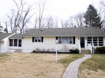 555 Hopping Rd, Belford, NJ, 07718