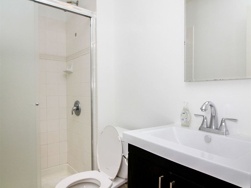 1st image of 1778 Olivetree Dr