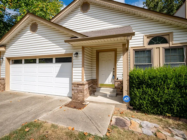 46 Willow Oak Loop — Photo 2