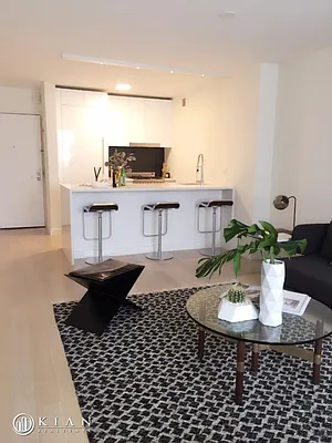 Rented by Kian Realty | media 22