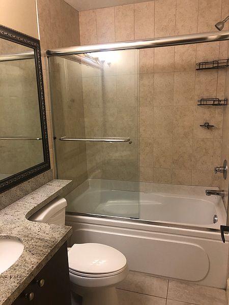Burnaby House for rent - 1 Bedroom — photo 2