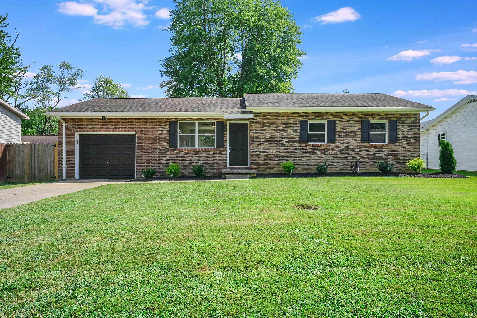 4912 Shady Ct photo 1