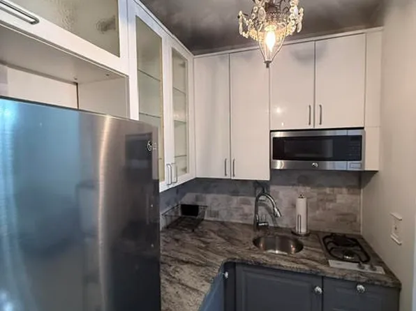 320 West 84th Street image 8 of 21