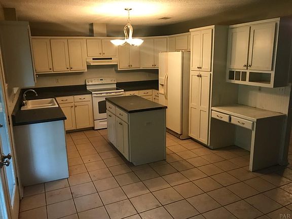 5th image of 1620 Kinsale Dr